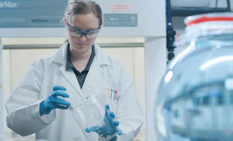Woman working in lab